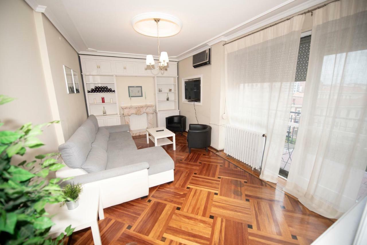 Espacios Blanco Santiago - Con Parking. Apartamento Valladolid Exterior foto